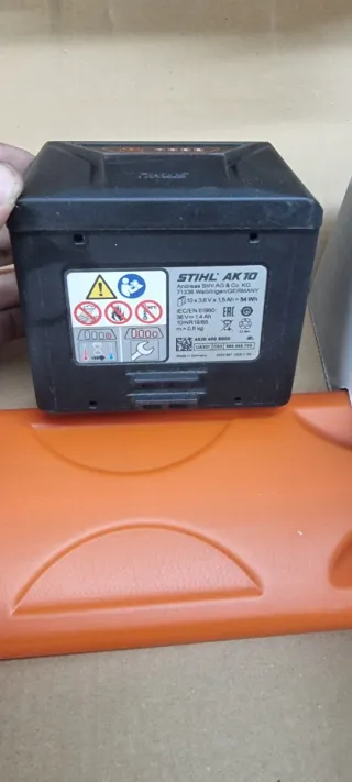 Cortasetos STIHL HSA 56 Electrico