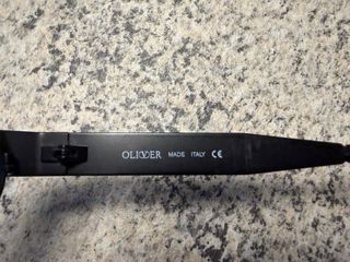 Occhiali da sole Oliver Peoples neri