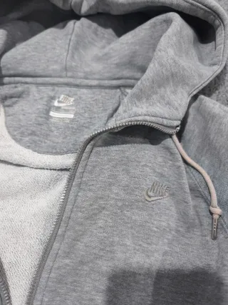 Sudadera Nike Gris con Cremallera