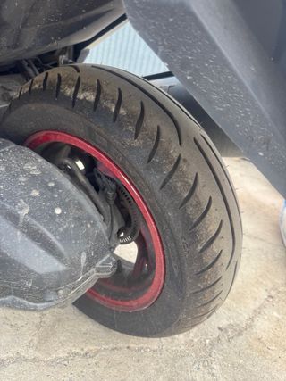 Suzuki Burgman 400 Negra