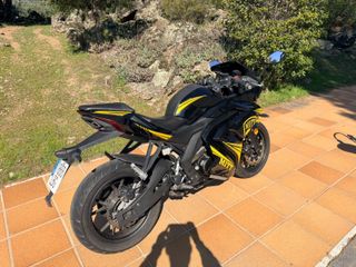 Moto 125cc MITT GP2 4T EFI 14CV A1 Y B