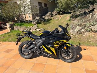 Moto 125cc MITT GP2 4T EFI 14CV A1 Y B