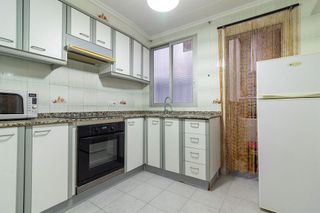 Piso en alquiler en Avda. de Abril. - 9 de octubre en Sagunto