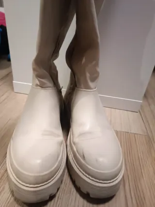 Botas altas blancas