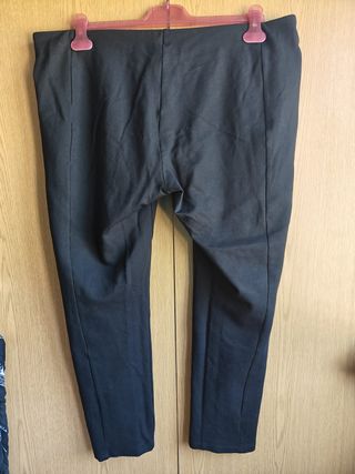 Leggings pretos com atacadores