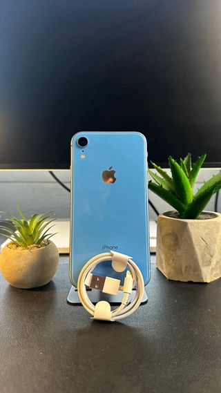 iPhone XR 64GB • 100% Batería • Buen estado