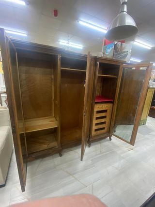 Armario antiguo 3 puertas madera