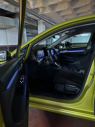 Volkswagen Golf 2021