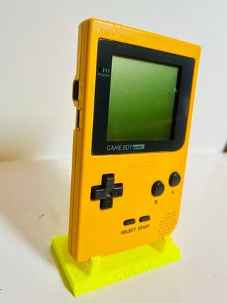 Nintendo GAME BOY POCKET Amarilla con soporte