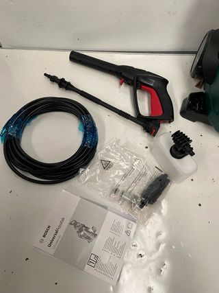 Hidrolimpiadora Bosch UniversalAquatak 135