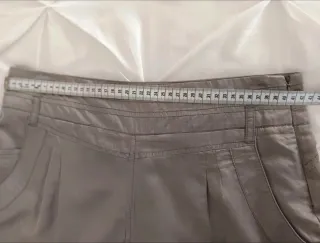 Pantalón Stradivarius Talla M Algodón y Seda