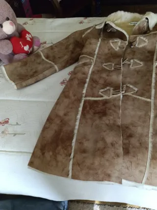 Abrigo de invierno El Corte Inglés beige