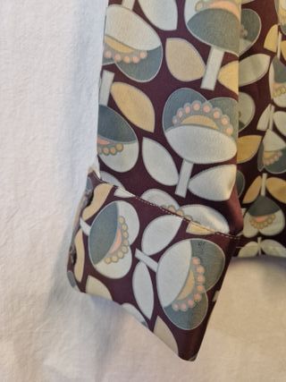 Camisa Estola manga larga estampada