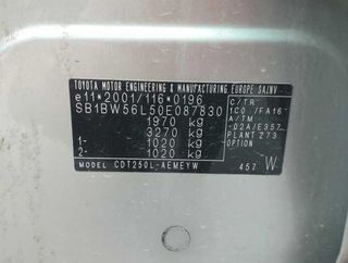 Toyota cinturón seguridad tras der avensis 383117