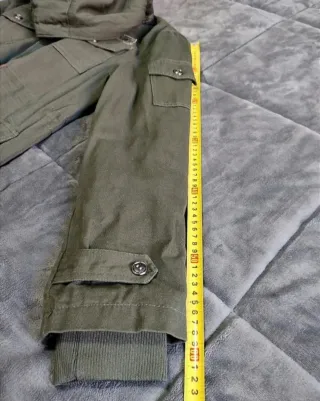 Chaqueta tipo militar.
