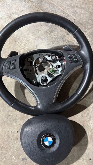 Volante BMW con levas