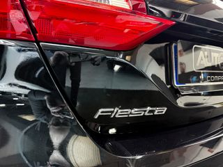 Ford Fiesta 1.1 PFI GLP 55kW (75CV) ST-Line 5p