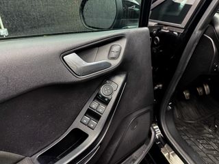 Ford Fiesta 1.1 PFI GLP 55kW (75CV) ST-Line 5p