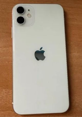 iPhone 11 64GB Blanco Bateria 75%