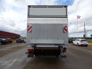 Iveco EUROCARGO 120E-CAMIONES FRIGORIFICOS