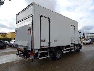 Iveco EUROCARGO 120E-CAMIONES FRIGORIFICOS