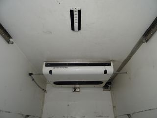 Iveco EUROCARGO 120E-CAMIONES FRIGORIFICOS