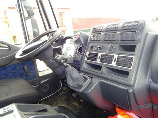 Iveco EUROCARGO 120E-CAMIONES FRIGORIFICOS