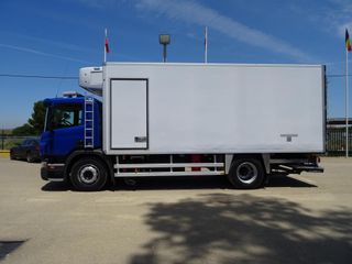 Scania P 230-CAMIONES FRIGORIFICOS