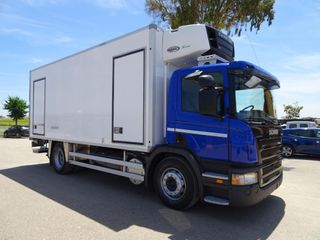 Scania P 230-CAMIONES FRIGORIFICOS