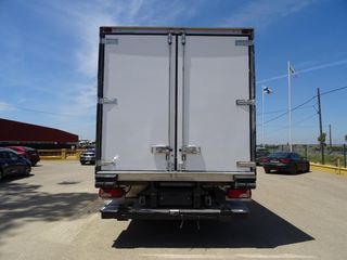 Scania P 230-CAMIONES FRIGORIFICOS