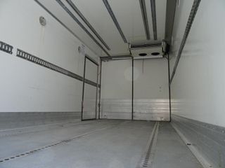 Scania P 230-CAMIONES FRIGORIFICOS