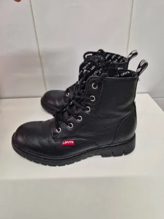 Botas Levi's unisex talla 32 niño