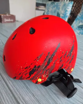 Casco Decathlon infantil  Talla 55/58cm