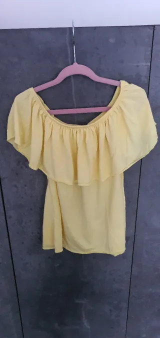 Top Zara Amarillo Volante Escote Talla 9-10 años