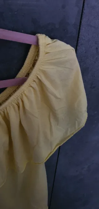 Top Zara Amarillo Volante Escote Talla 9-10 años