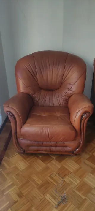 Sofá 3+1+1 piel marrón. Recoger en Oviedo