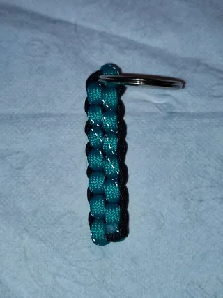 Llavero paracord