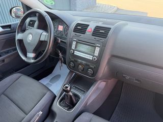 Volkswagen Golf 2007 NACIONAL PEGATINA C 79€/MES