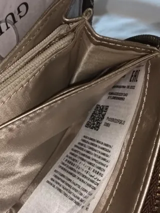 Cartera Guess Beige y Marrón