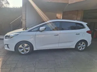 KIA Carens 2015