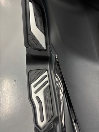 Yamaha Tmax Techmax 560 Gris 3500km.