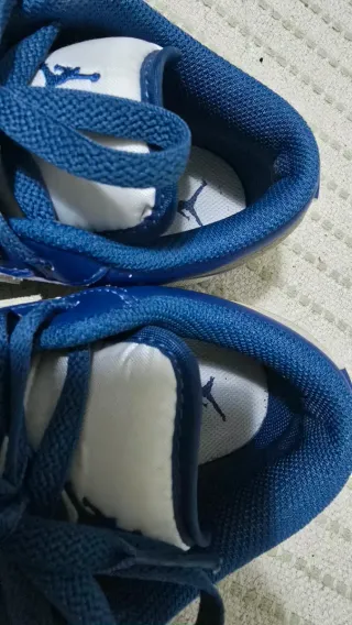 Nike Air Jordan 1 Low Azul e Branco