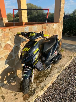Se vende Jog RR Yamaha
