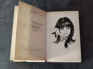 PUCK DAMA DE HONOR. LISBETH WERNER