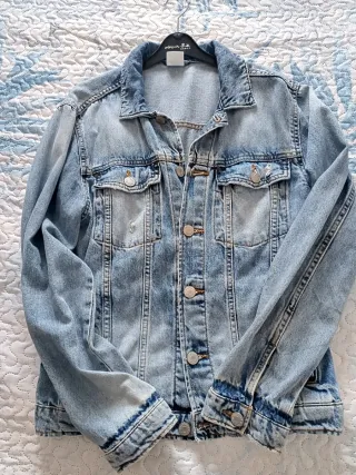 Chaqueta Vaquera Niño Talla 13-14. Puesta 3 veces