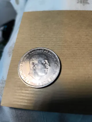 Dos Monedas Francisco Franco 1966.