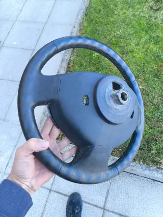 Volante Clio 2 con mandos