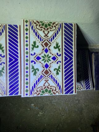 Lozas antiguas decoradas