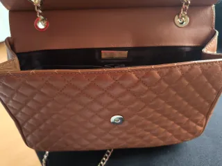 Bolso Piel Roberto Verino Camel Cadena Dorada