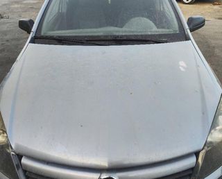 124589 puerta tras der opel astra h berlina 350076